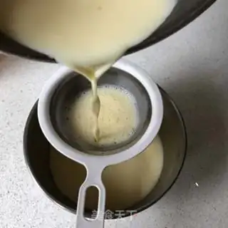 Make A little cream pudding step 5