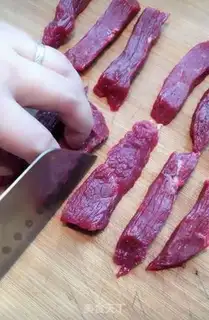 Make Black pepper beef jerky step 0
