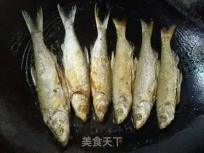 Make Spicy riverfish step 4