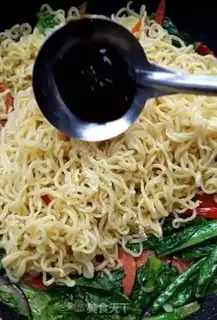 Make Fried noodles step 3
