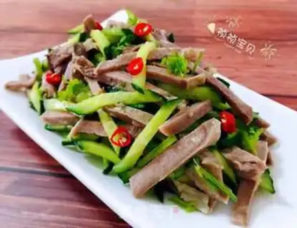 Make The cucumber with the pig tongue step 7