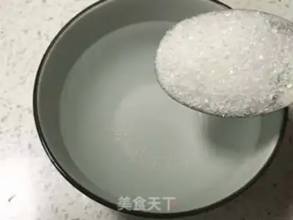 Make Red sugar haircake step 1