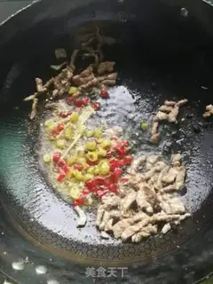 Make Wild Mountain Ducks, fried potatoes step 1