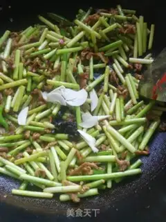 Make Garlic meat step 4