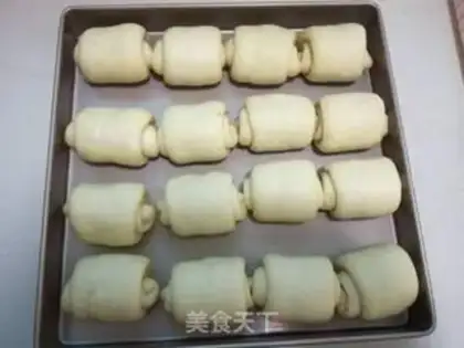 Make Light cream bean buns step 13