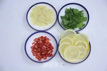Make A red lemon chicken claw step 2