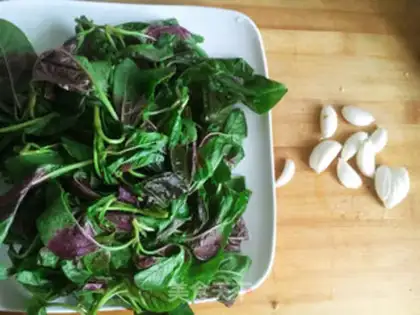 Make Garlic pickles step 0