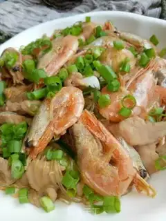 Make A fan of the Arctic shrimp stew step 7