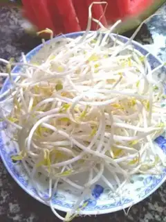 Make Green bean sprouts step 1