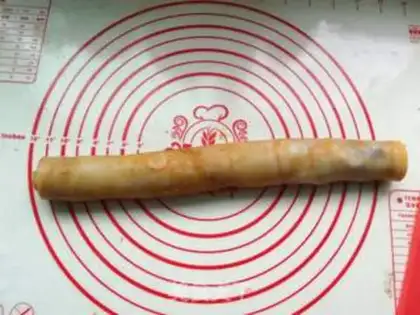 Make Donkey rolls step 8