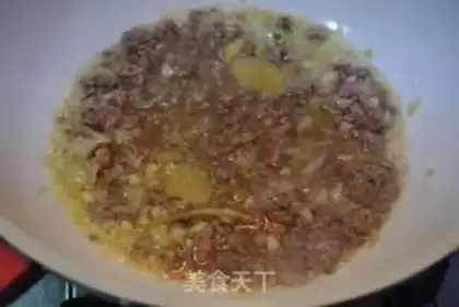 Make Spicy beef sauce step 5
