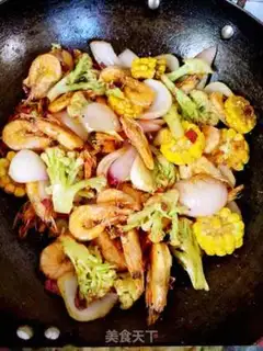 Make Spicy shrimp pan step 6