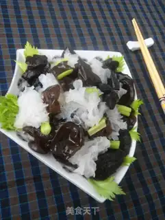 Make Celery with both ears step 10