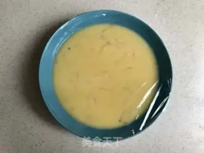 Make Silver fish steamed eggs step 5