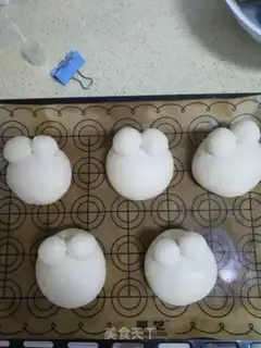 Make Big-mouth frog burger step 11