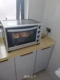 Make Big-mouth frog burger step 13