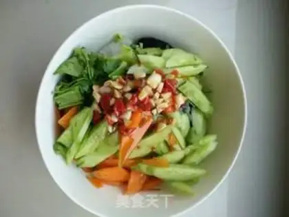 Make cucumbers with ears step 4