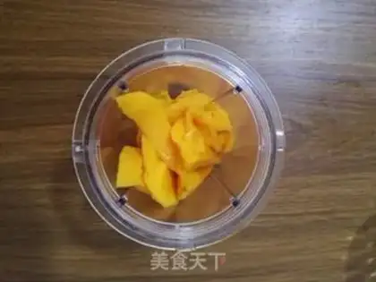 Make Yogurt mango cup step 2