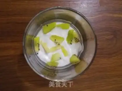 Make Yogurt mango cup step 3