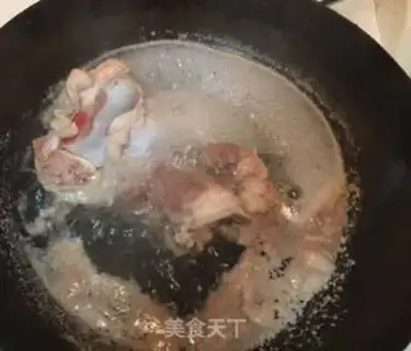Make Sea belt bone soup step 0
