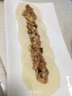 Make Hold on to the omelet step 1