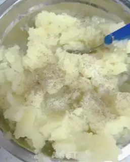 Make Cheese potato ball step 3