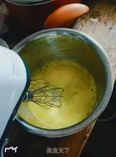 Make Little yolk cookies step 2