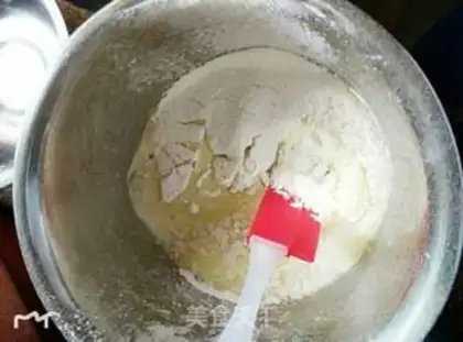 Make Little yolk cookies step 6