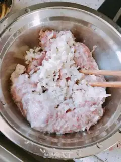 Make The mushroom horse hoofballs step 2