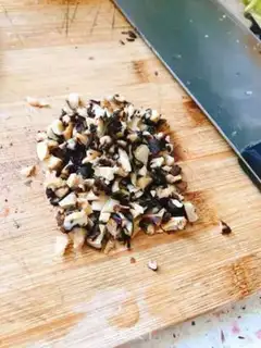 Make The mushroom horse hoofballs step 3