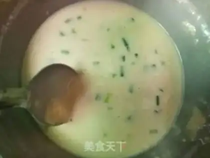 Make Onion omelet step 2
