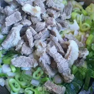 Make Tomato beef pasta step 7