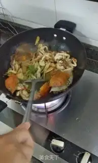 Make Spicy Fried crabs step 4