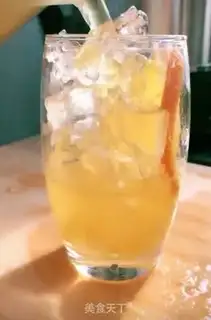 Make Fresh orange iced tea step 4