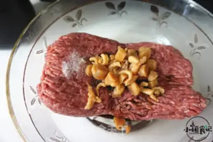 Make Dry beige meatloaf step 3