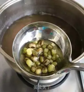 Make Iced green bean soup step 2