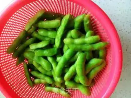 Make Water to boil the beans step 1