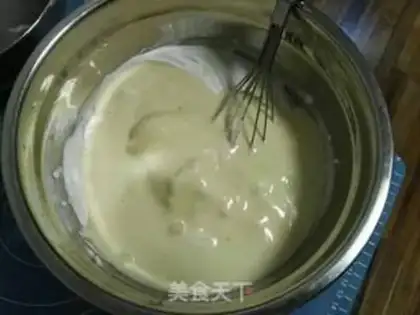 Make A mid-air twilight cake step 2