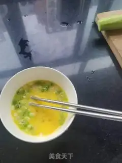 Make Smelt fried eggs step 1