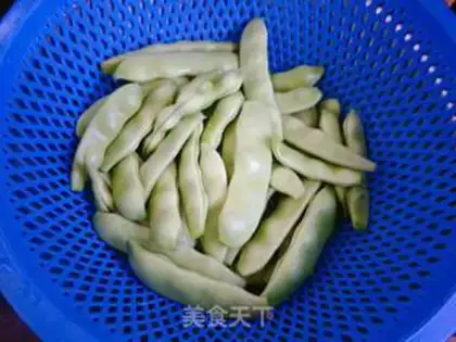 Make Red bean horns step 1