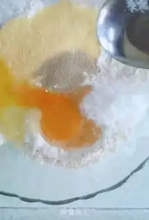 Make Sweet and soft-haired noodles step 2