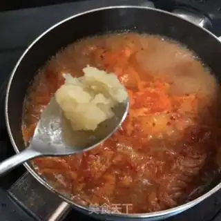 Make Korean ham pickles soup step 9