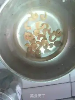 Make Bean sprouts step 0