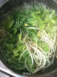 Make Bean sprouts step 4