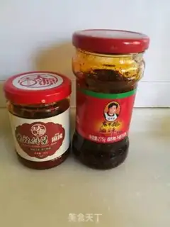 Make Spicy golden needle mushrooms step 2