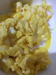 Make Egg pine powder step 1