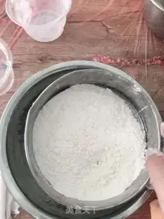 Make Blueberry sauce cake step 2