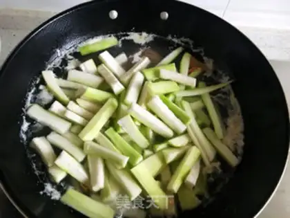 Make Duck-leg soup step 4