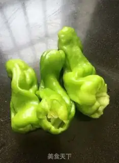 Make Cream peppers and eggs step 0