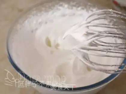 Make Chocolate sweet sponge cake step 3